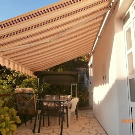 Vido - 150 M From Apartamento Trpanj