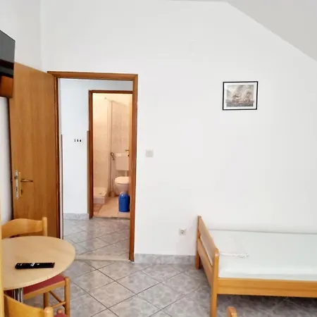 Apartamento Vido - 150 M From